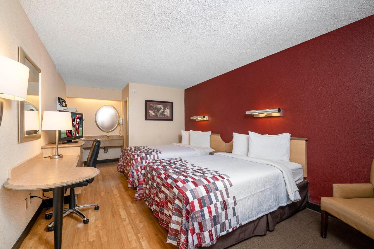 Red Roof Inn Detroit - Roseville St Clair Shores Eksteriør billede