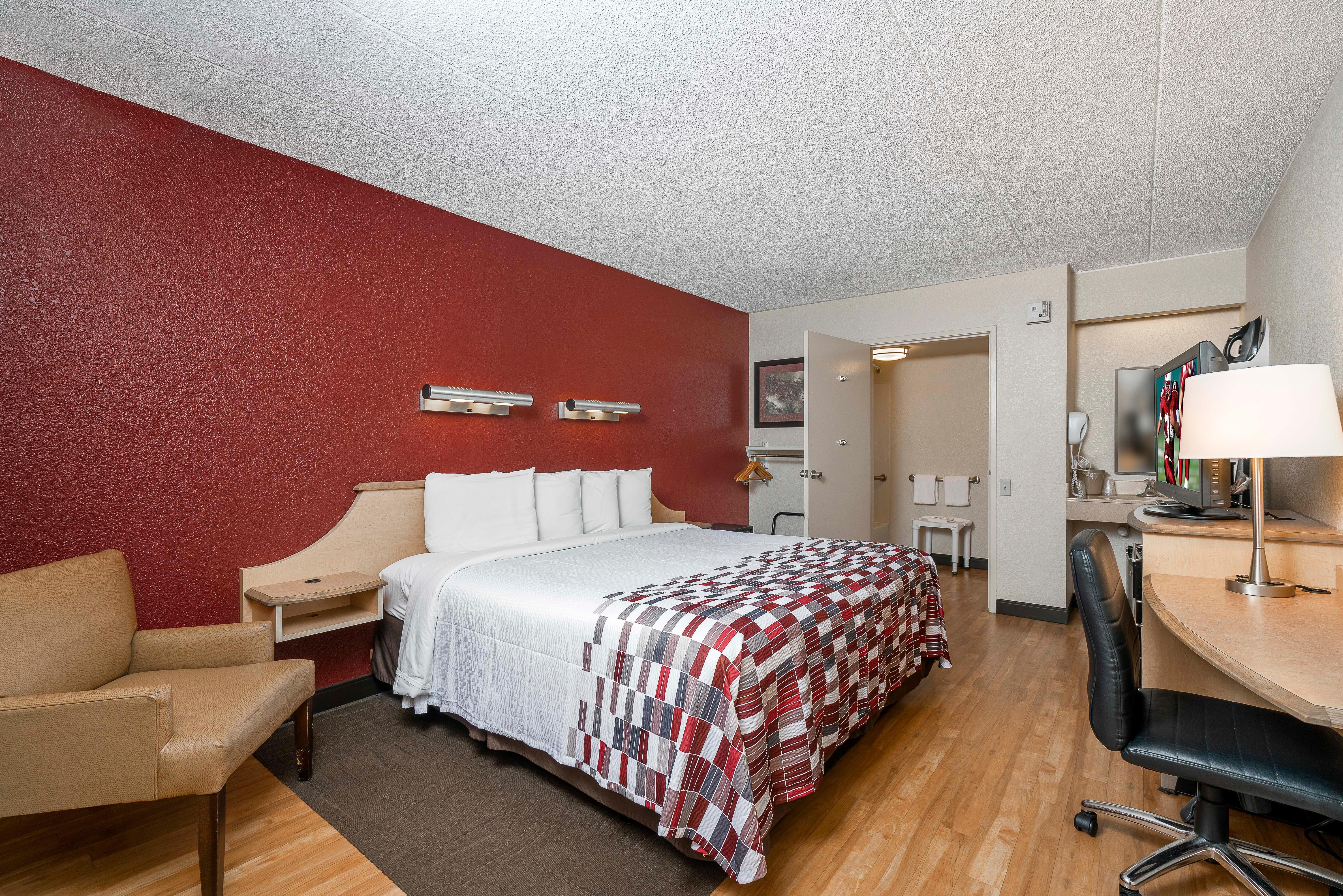 Red Roof Inn Detroit - Roseville St Clair Shores Eksteriør billede