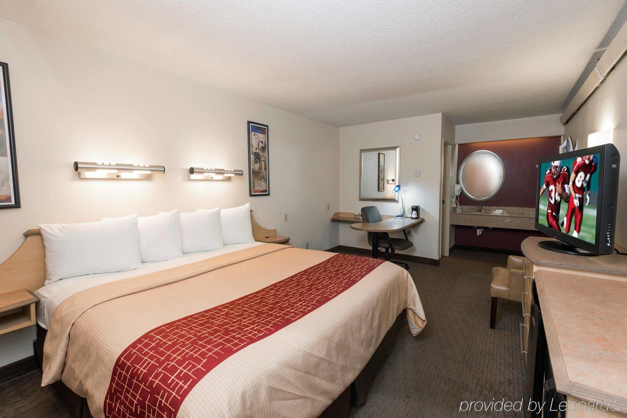 Red Roof Inn Detroit - Roseville St Clair Shores Eksteriør billede